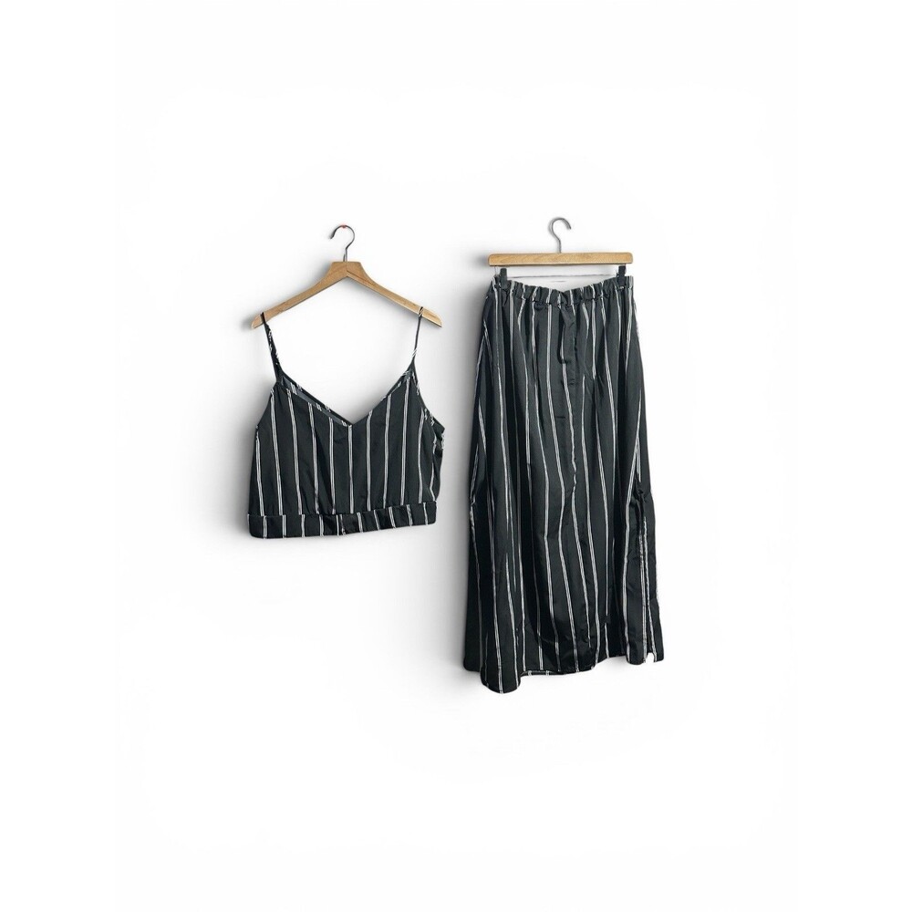 Plus Size 2 Piece Set Women’s 2X Black White Pinstripe Crop Cami & Maxi Skirt